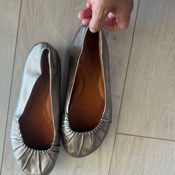 Gentle souls women's flats size 8 - Picture 6 of 8